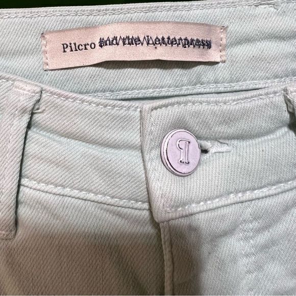 Anthropologie Pilcro Script High Rise Crop Raw Frayed Hem Jeans Size 25 - Picture 6 of 11